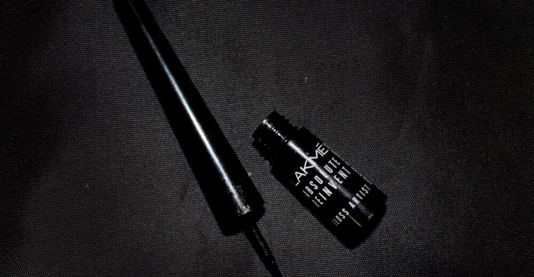 Eyeliner Bawah Mata